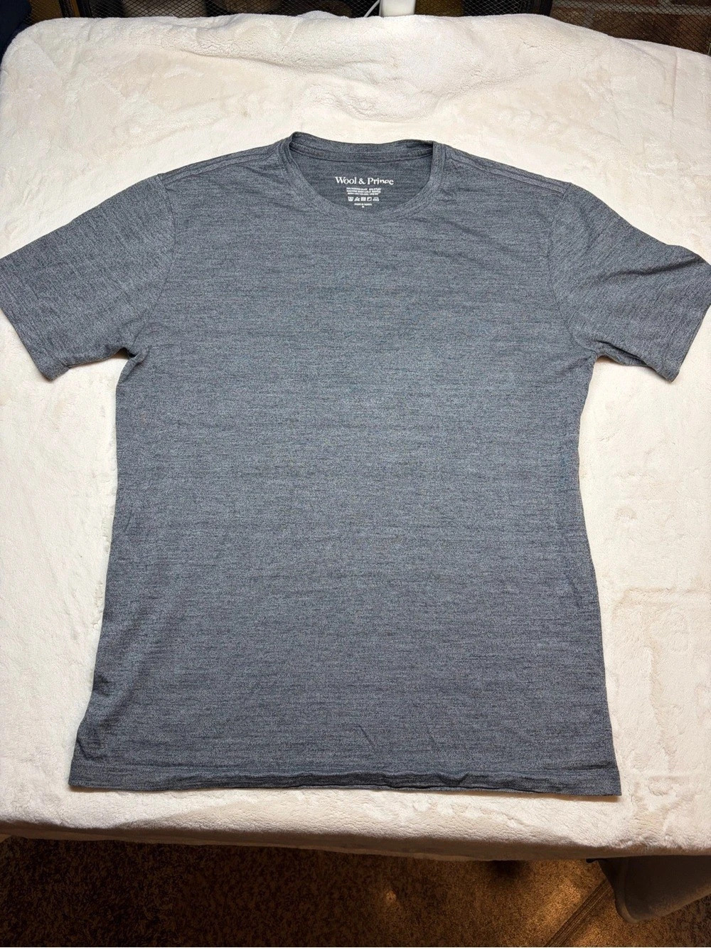 Wool & Prince Shirt Mens Sz M 78% Merino Wool Gray Crew Neck Tee Slim Fit